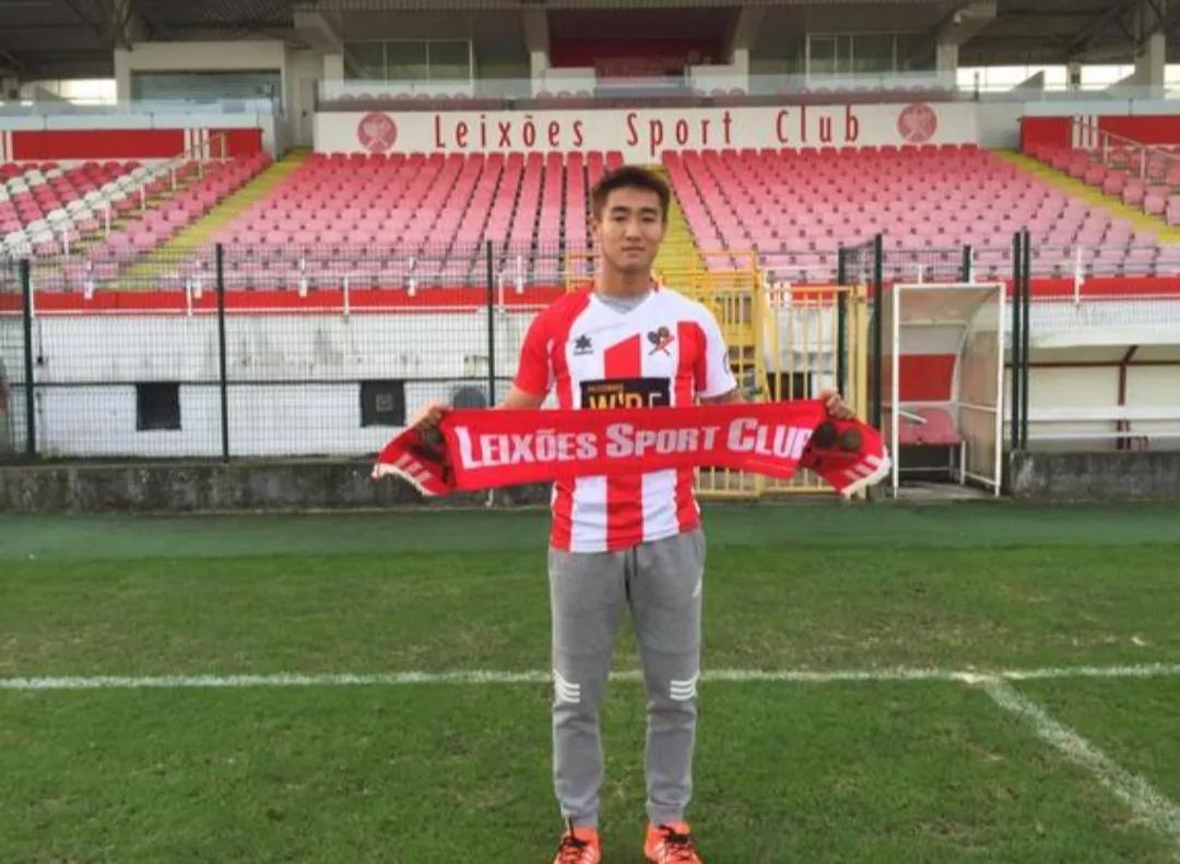 金元足球下的青训,金元足球中超转会