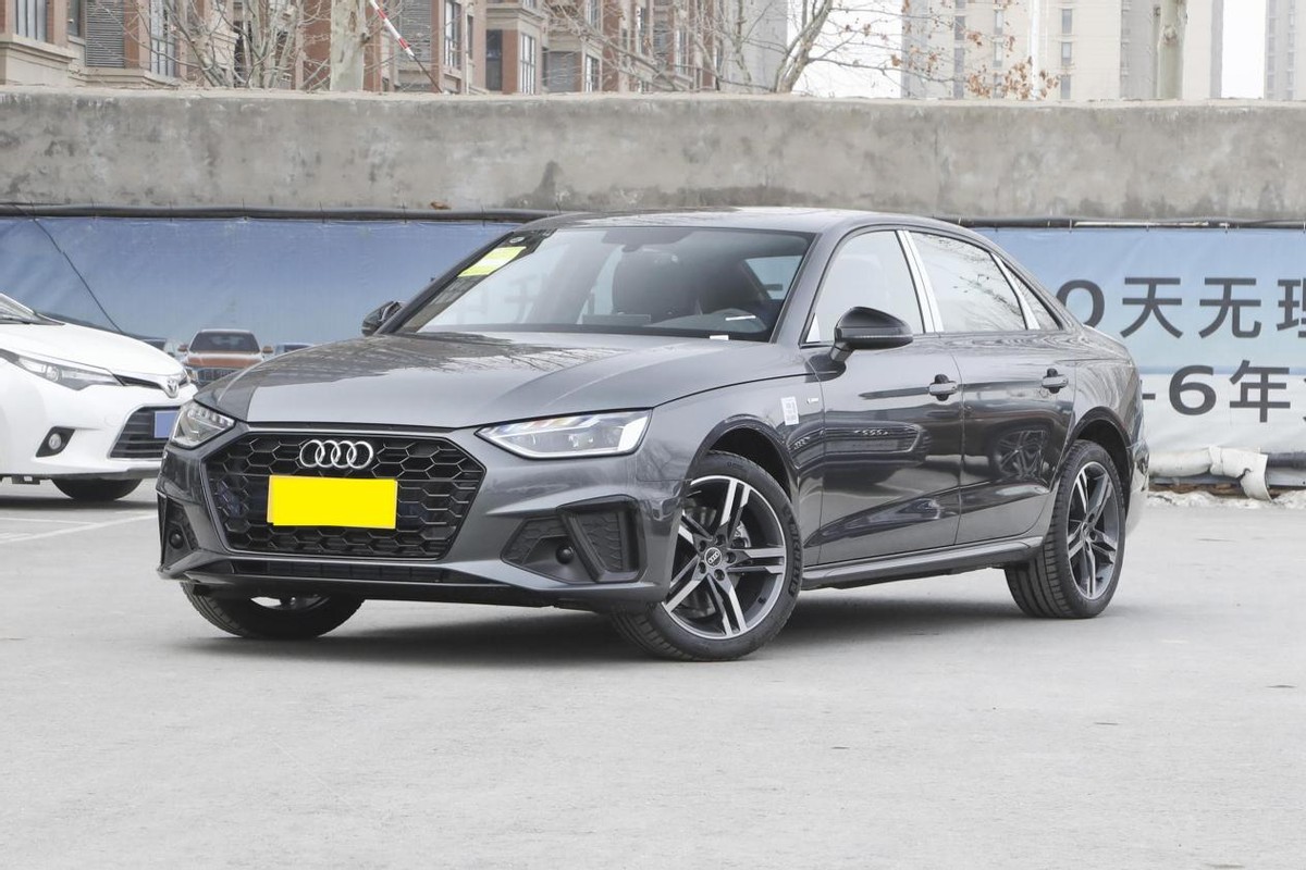 奥迪a4l2019款45tfsiquattro,奥迪a4l2022款45tfsiquattro