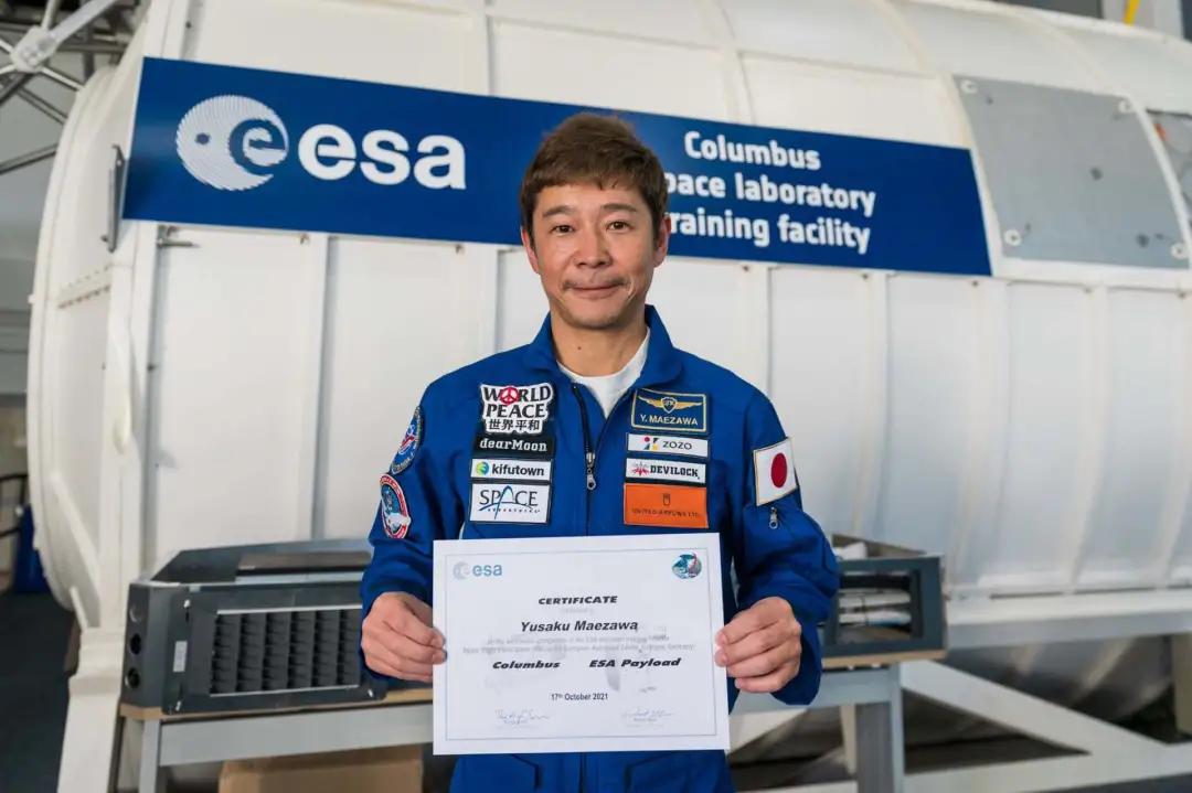 富豪狂撒一亿美金,土豪狂撒888万现金