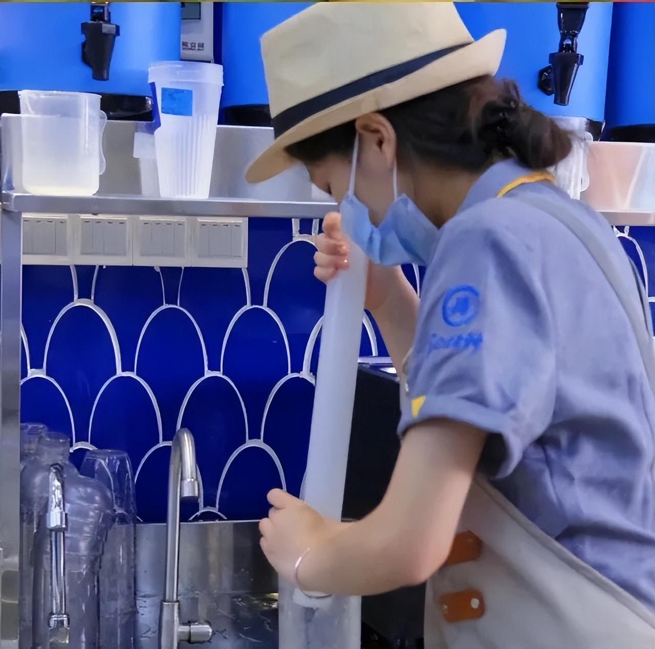 外卖柠檬茶放太久变苦了可以退吗,柠檬茶久泡不变苦方法