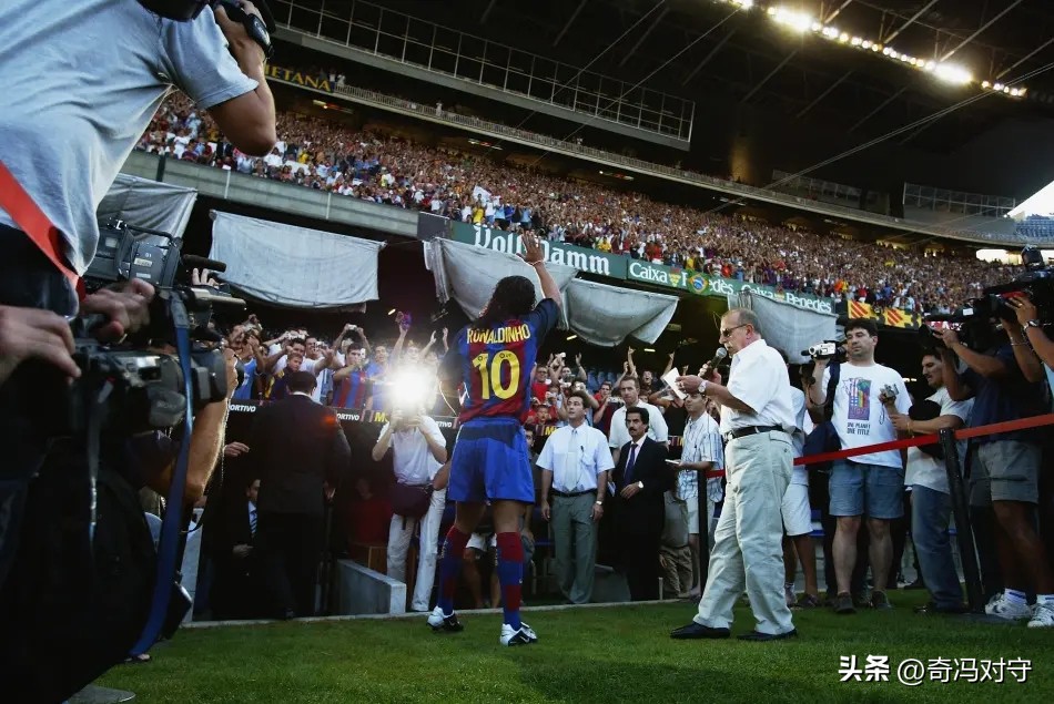 卡塔尔世界杯风云人物,罗纳尔迪尼奥与梅西卡塔尔相遇