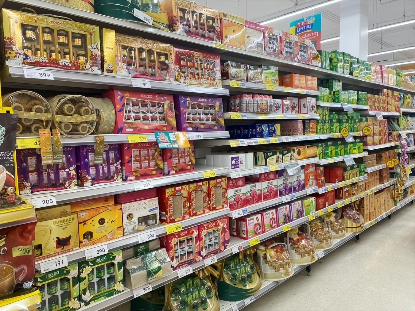 泰国lotus超市必买的,泰国lotus多少家