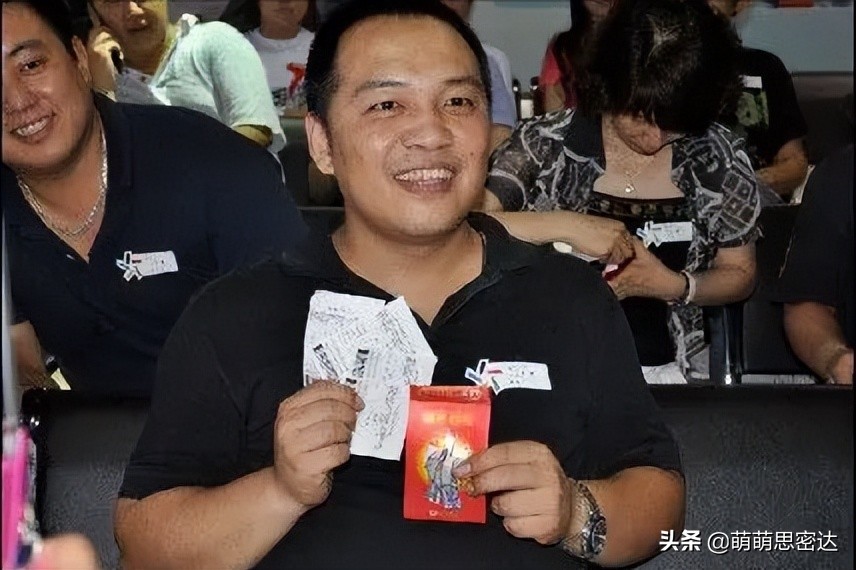 天津彩民花12元中1033万大奖,成都彩民花3元中1800万大奖