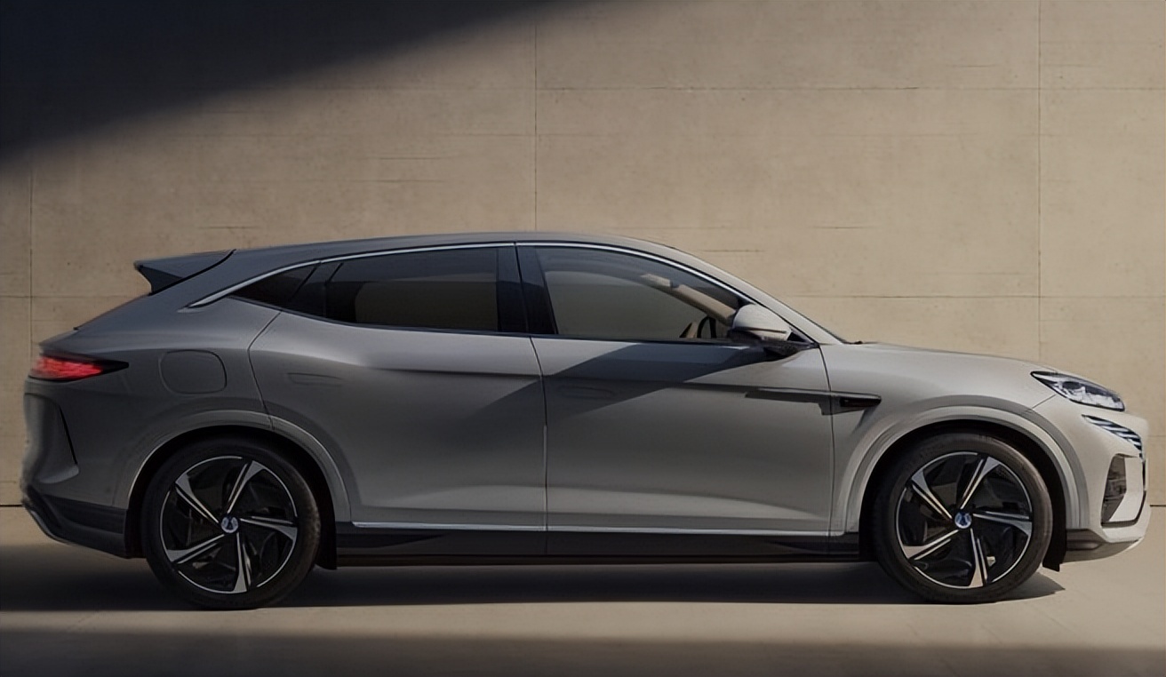 比亚迪宋汽车音响,比亚迪送经典版音响