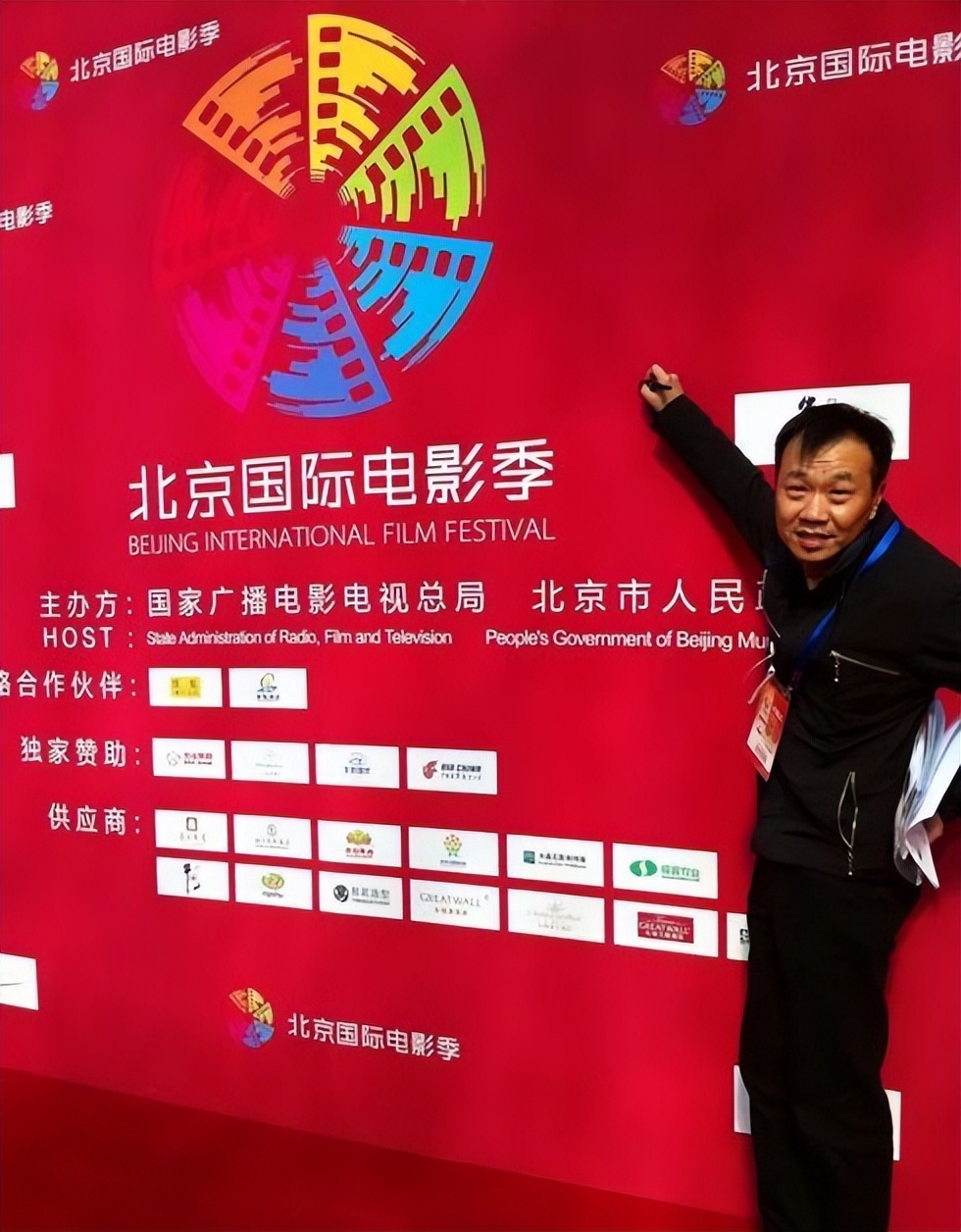 严查春节档电影互撕,春节档电影互撕