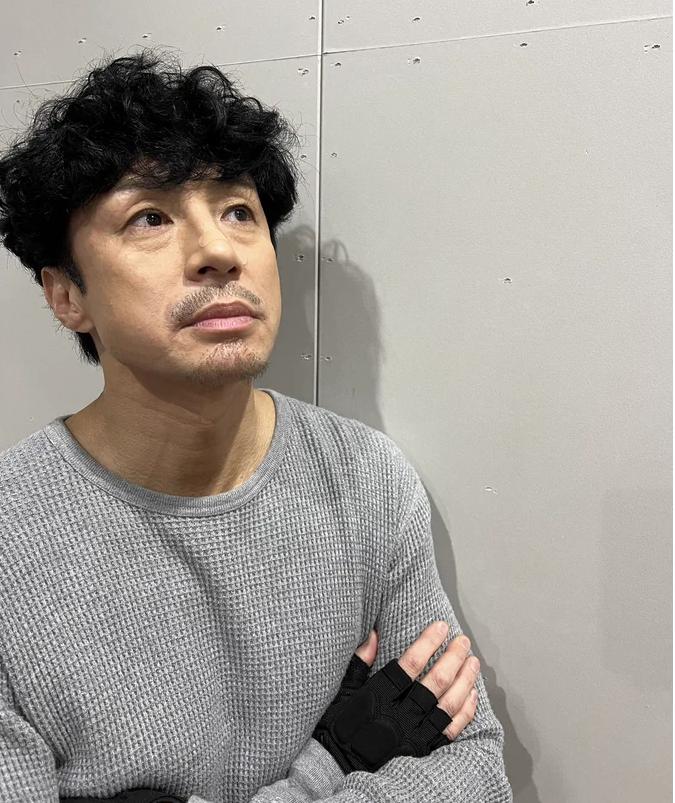 杰尼斯新任社长也不是好人？让练习生吃“香肠”、还按摩棒*戏调**！