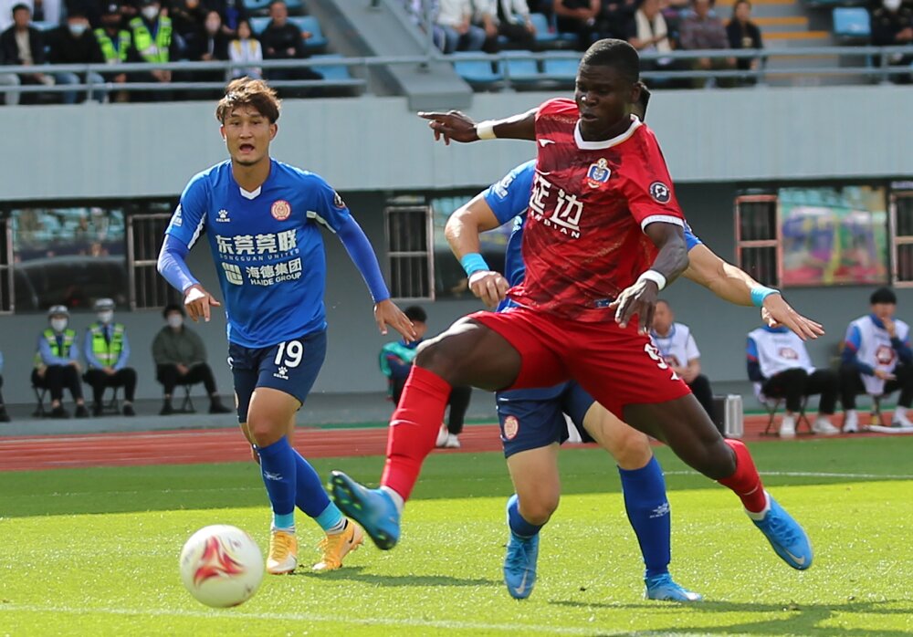 延边龙鼎1-0广州队,最新延边龙鼎足球队战况