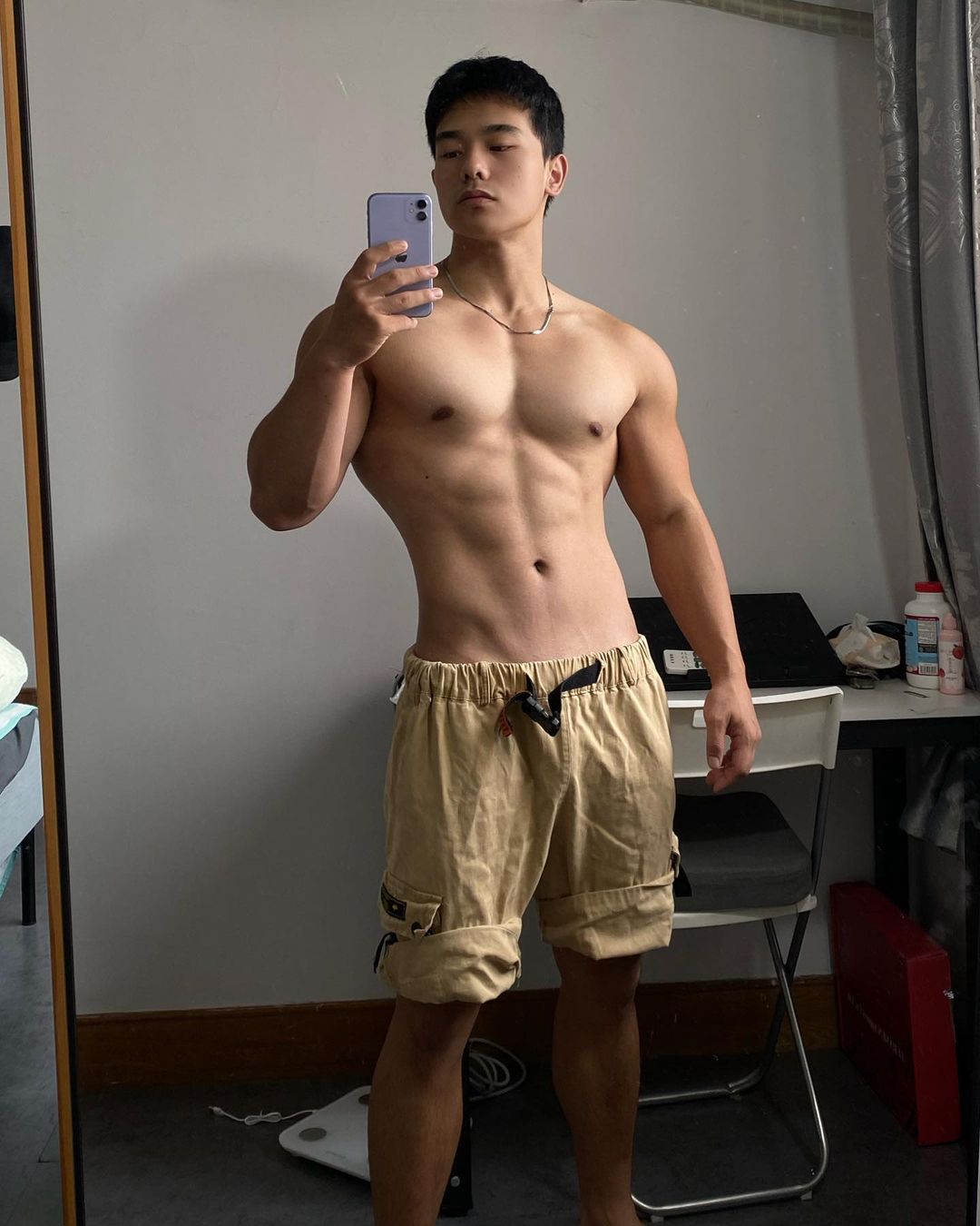 小励律曾浩然:肉球变型男