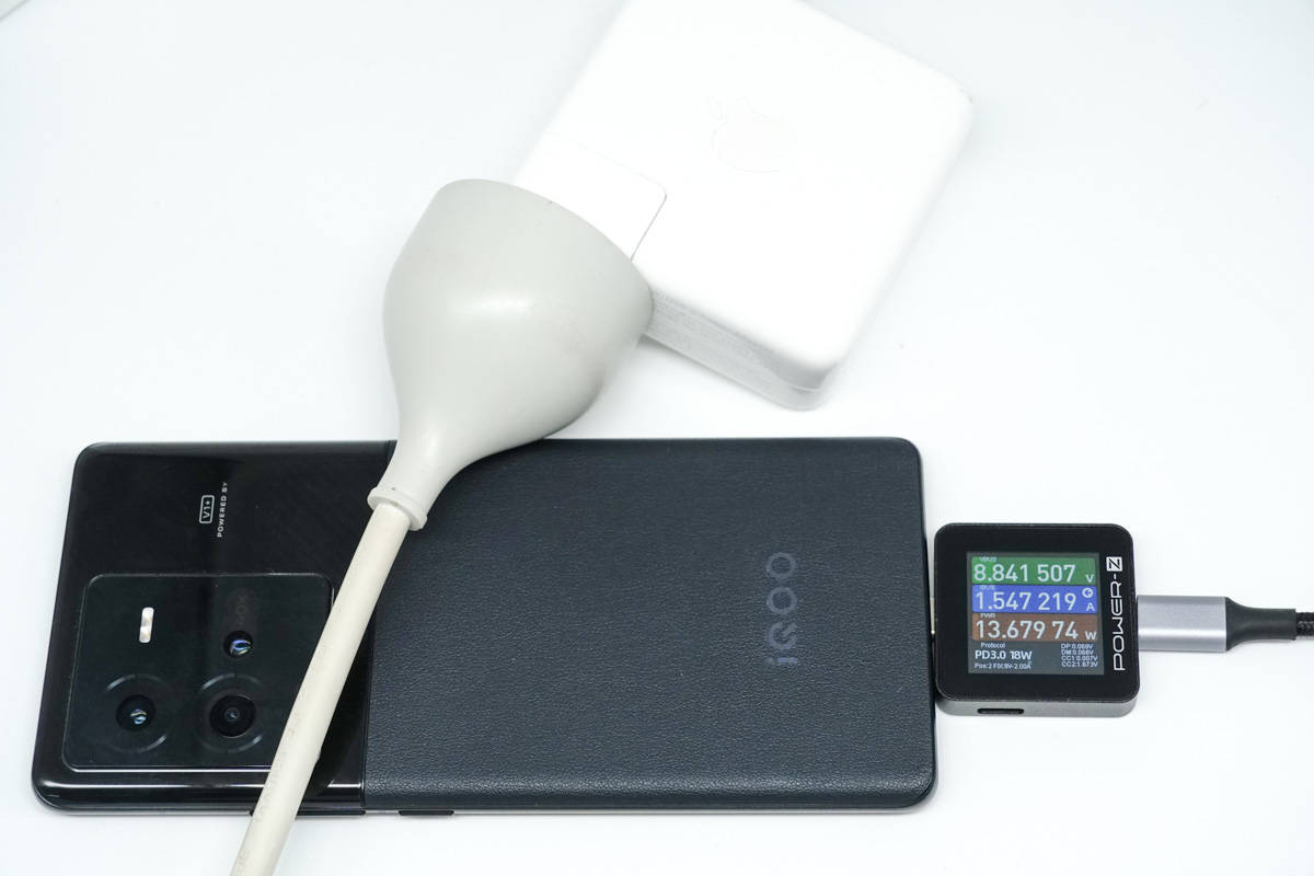 iqoo10pro200w快充小白测评,iqoo10pro测评200w快充究竟有多快