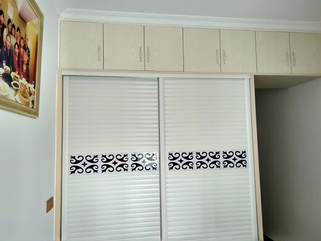 小户型房子适合装马桶还是蹲坑,现在装修房子建议用马桶还是蹲坑