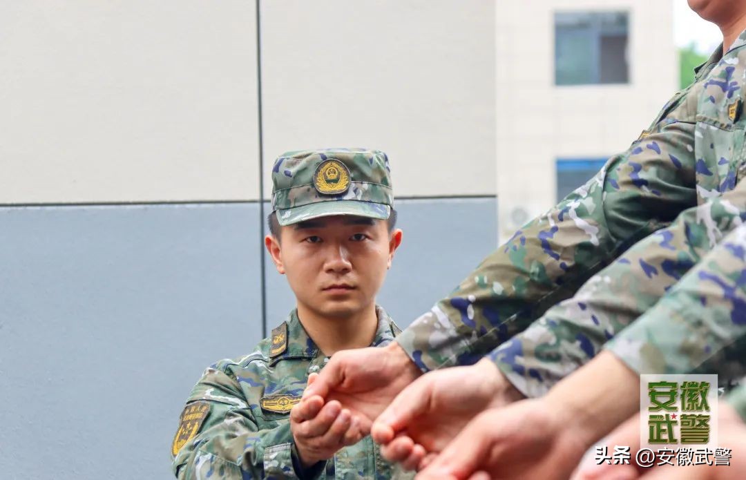 “叮”~官兵友爱“套餐”，请查收！