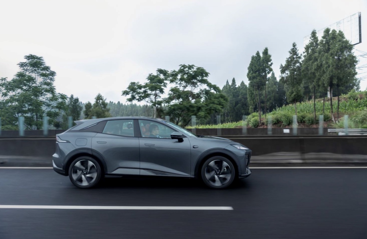 深蓝s7增程版200max23款和24款的区别,深蓝s7超级增程缺点