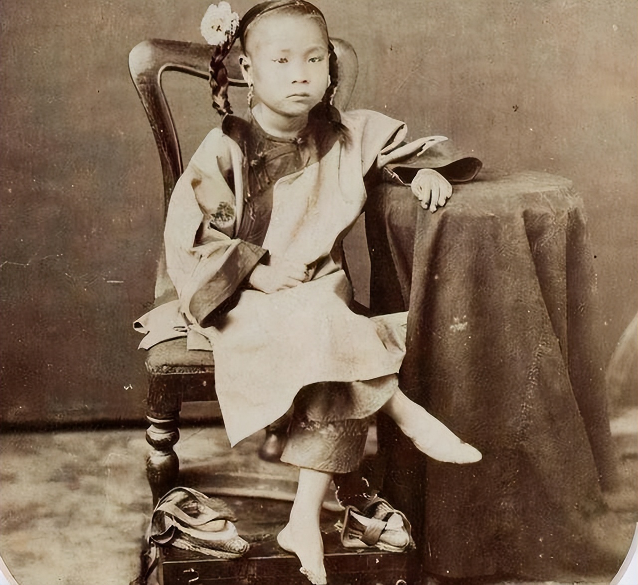 一块裹脚布的前世今生,论中国裹脚布的由来