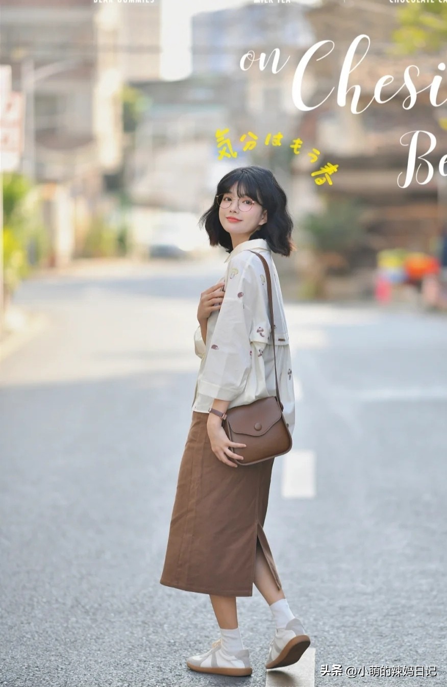 别再穿运动鞋、马丁靴了，今秋流行“滑板鞋”，时髦显瘦还不累脚