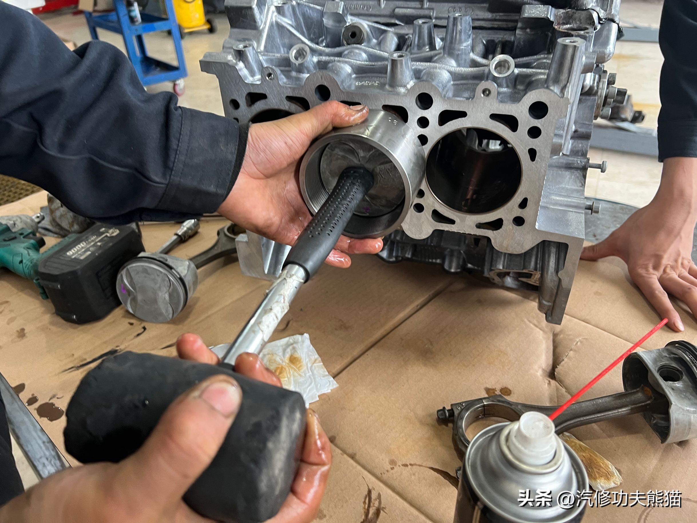 翻新60年前的奥迪,老车翻新奥迪a6发动机