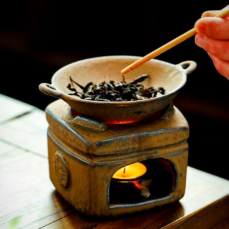 茶叶受潮怎么泡茶好喝呢,茶叶受潮没有茶香了