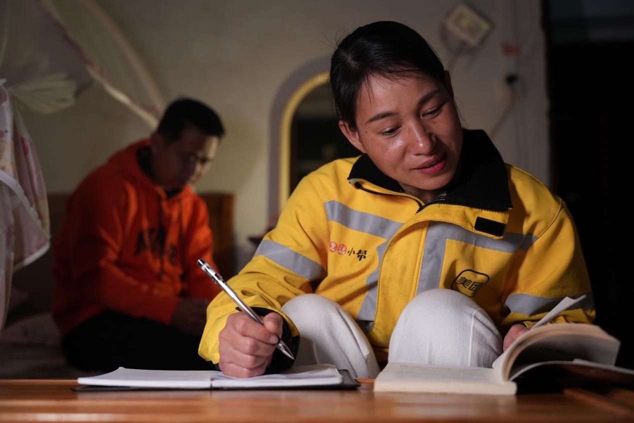 美团发布2022年骑手权益保障社会责任报告：624万骑手通过美团获得收入