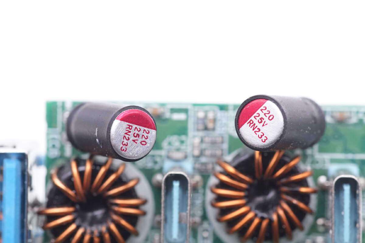 工厂品牌直销，售价489元值不值得买？100W氮化镓充吧拆解