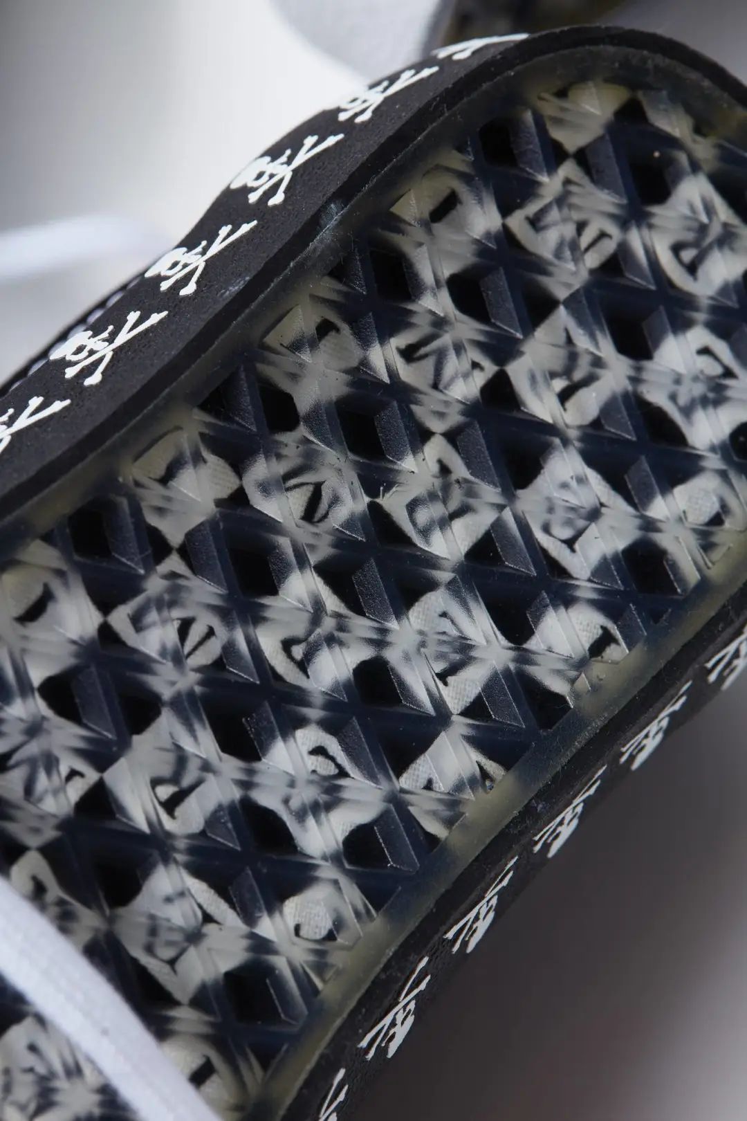 mastermindworld和bose联名,mastermindworld新世界大丸百货