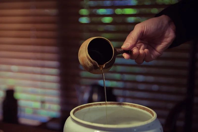 掌握这几点轻松泡出好喝的茶,教你选对水泡好茶