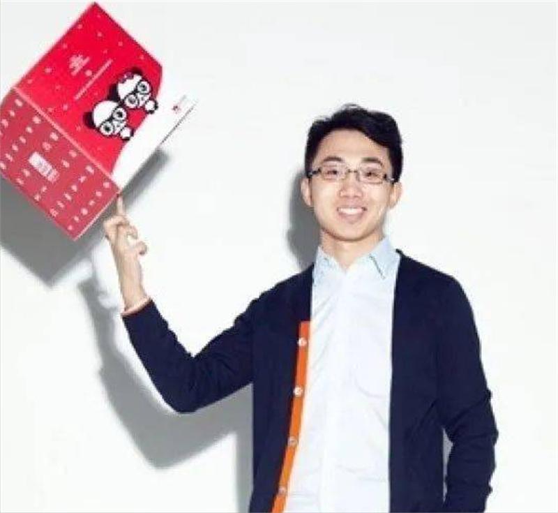 32岁小伙开店创业,30岁小伙白手起家