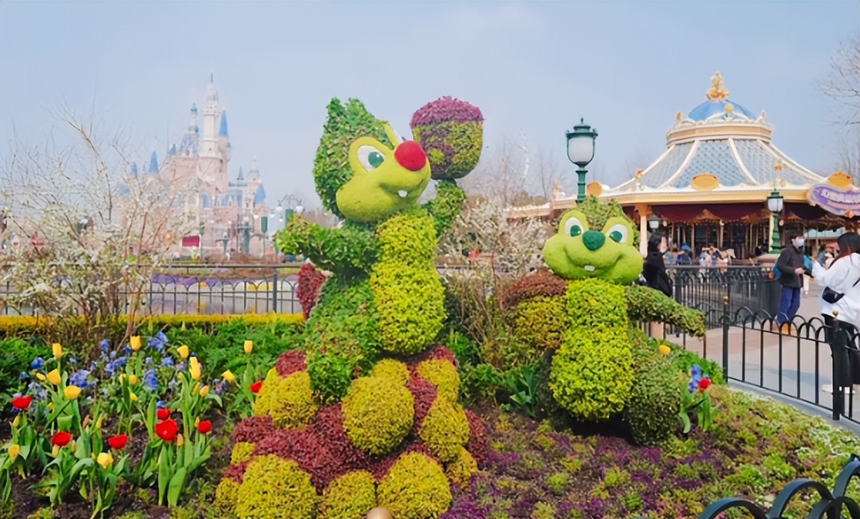 日媒报道上海迪士尼现状，如“末日废墟”，日本网友却抢着要去