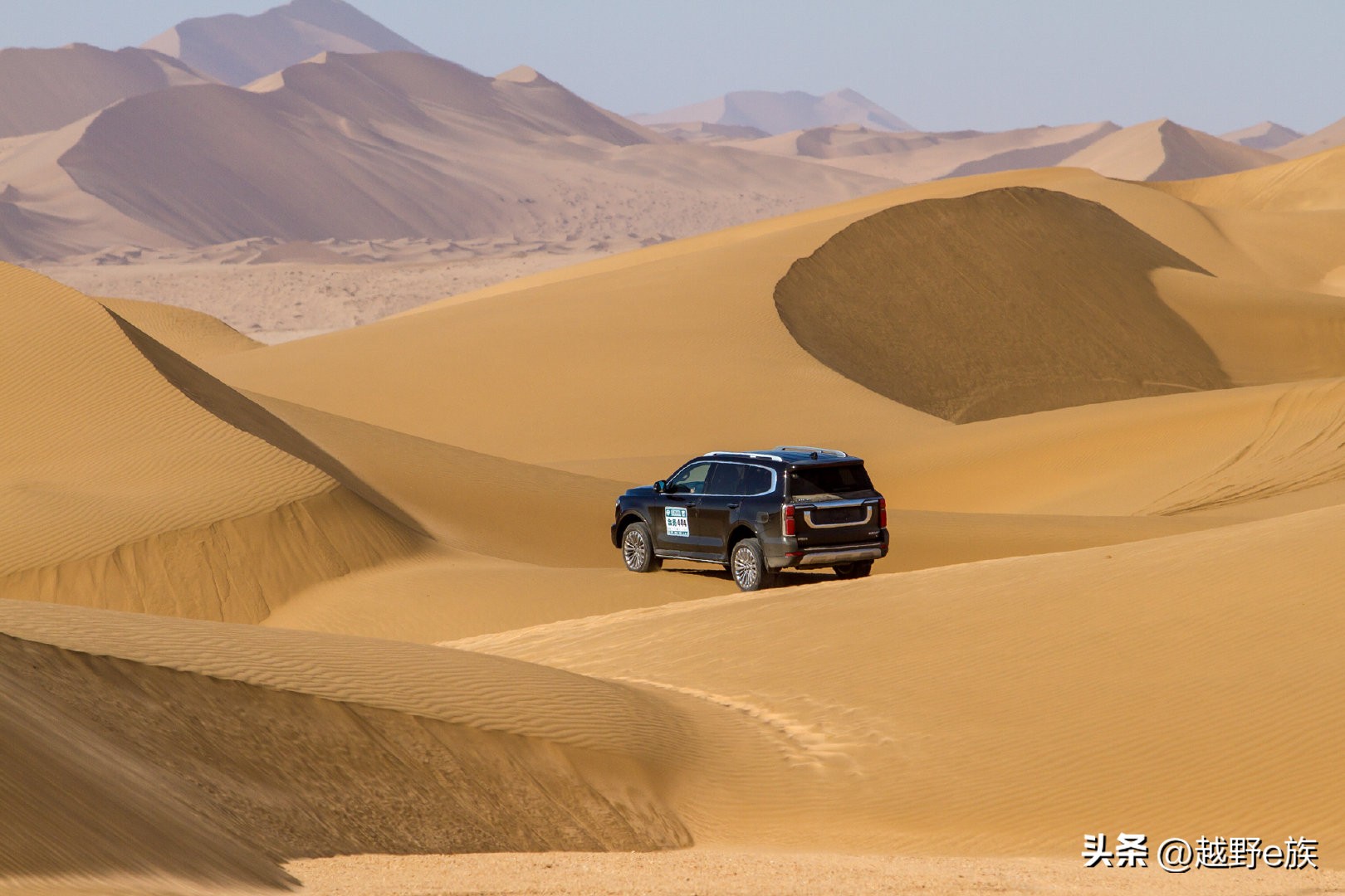 巴丹吉林沙漠越野第一视角,巴丹吉林沙漠越野最震撼视频