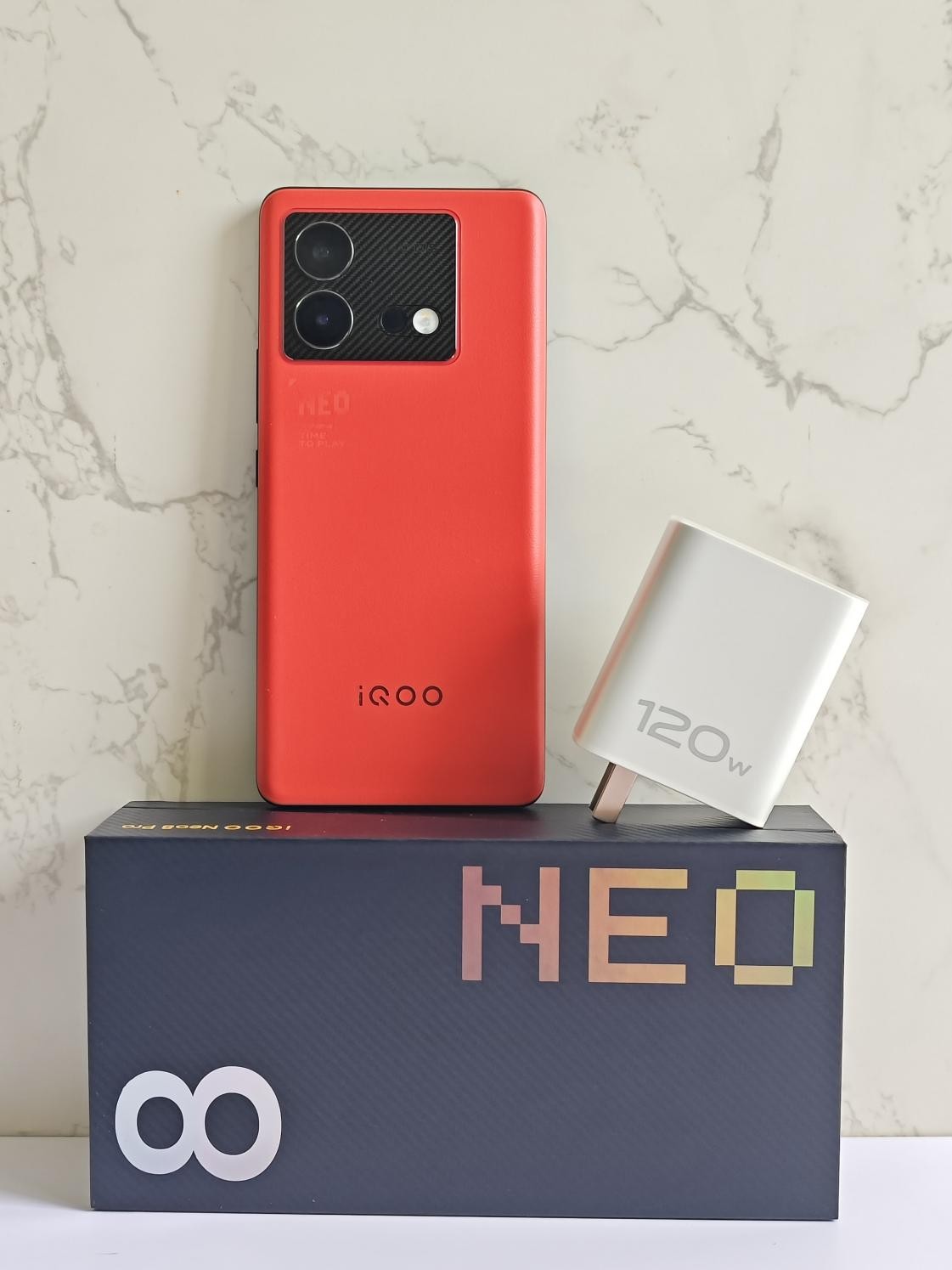 iqooneo8pro手机跟手性评测,探索旗舰手机新高度iqoo8pro评测