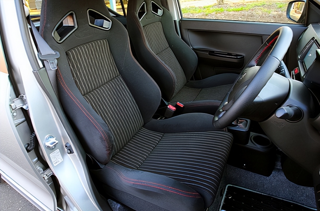 铃木新一代奥拓官图,新一代铃木奥拓1.0l最便宜多少钱