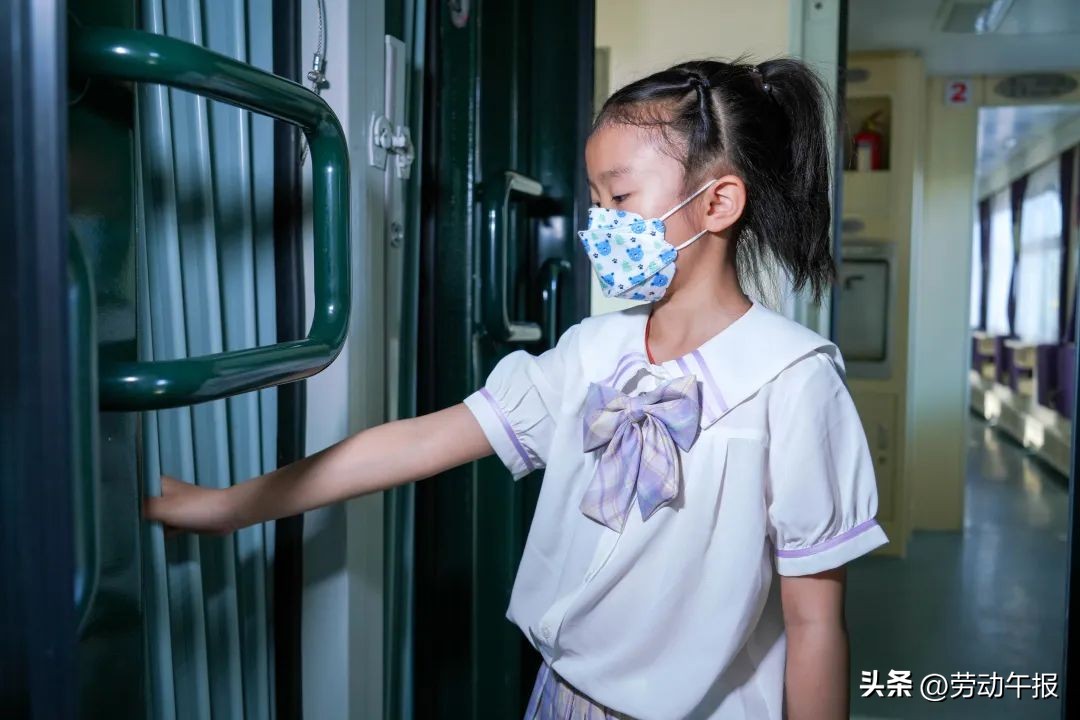 订了票后要再订一张儿童票怎么订,订儿童火车票买成成人票了怎么办