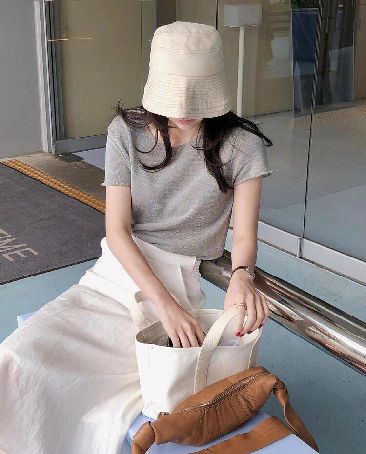 秋冬用好奶茶色穿出高级感,时髦精穿到不喜欢的衣服