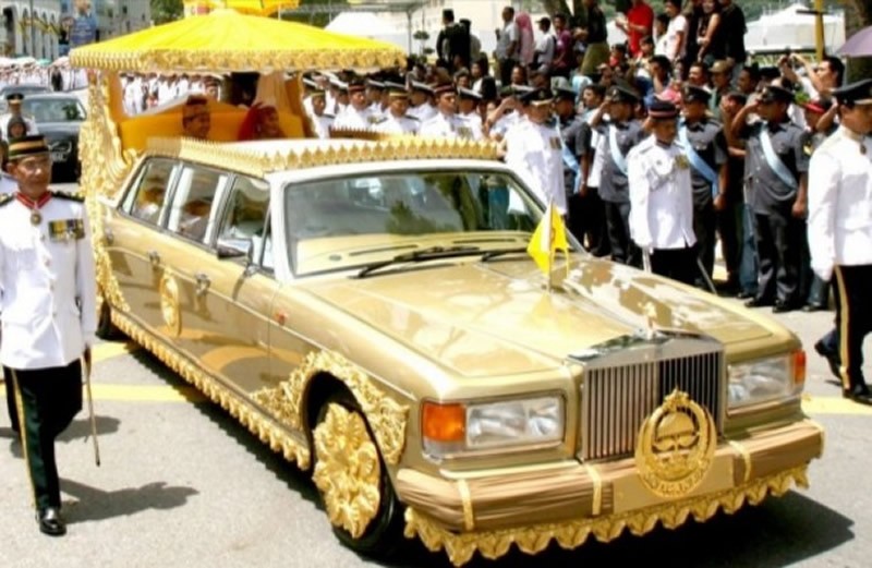 文莱国王有多少资产,文莱国王是一个超爱豪车的人