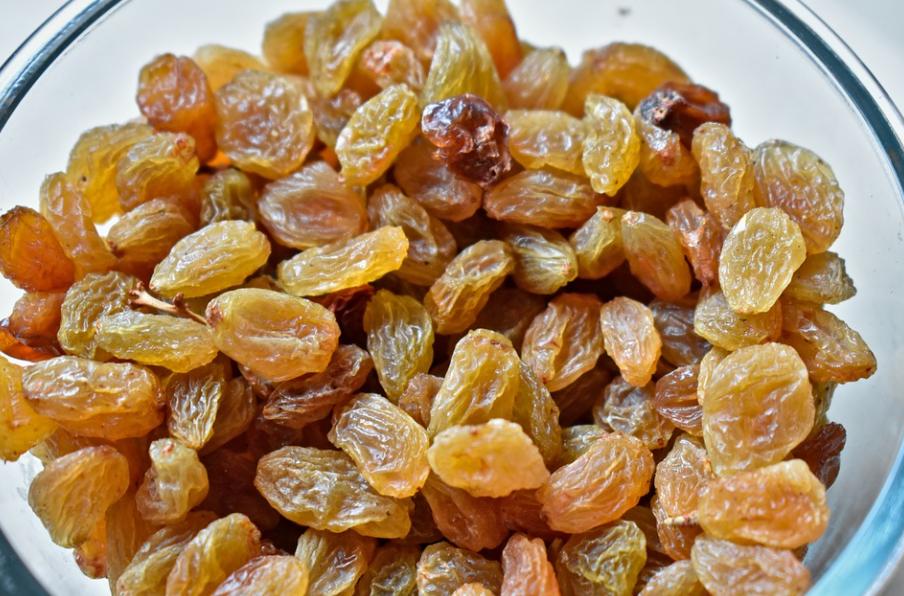 千万不要给猫吃的食物,这7种食物不要给猫吃