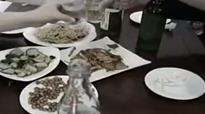 嗜酒如命的男人70岁,48岁大叔一天3斤酒