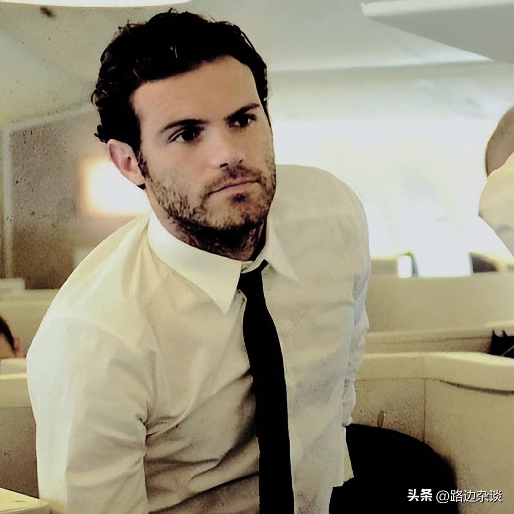 盘点足坛十大高薪低能的球星,足坛历史上17岁的天才球员