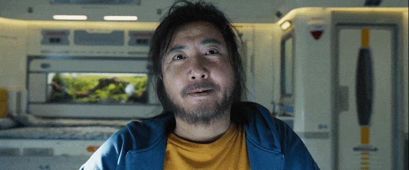 易烊千玺凭什么能和吴京拍戏,易烊千玺吴京的演技有多好