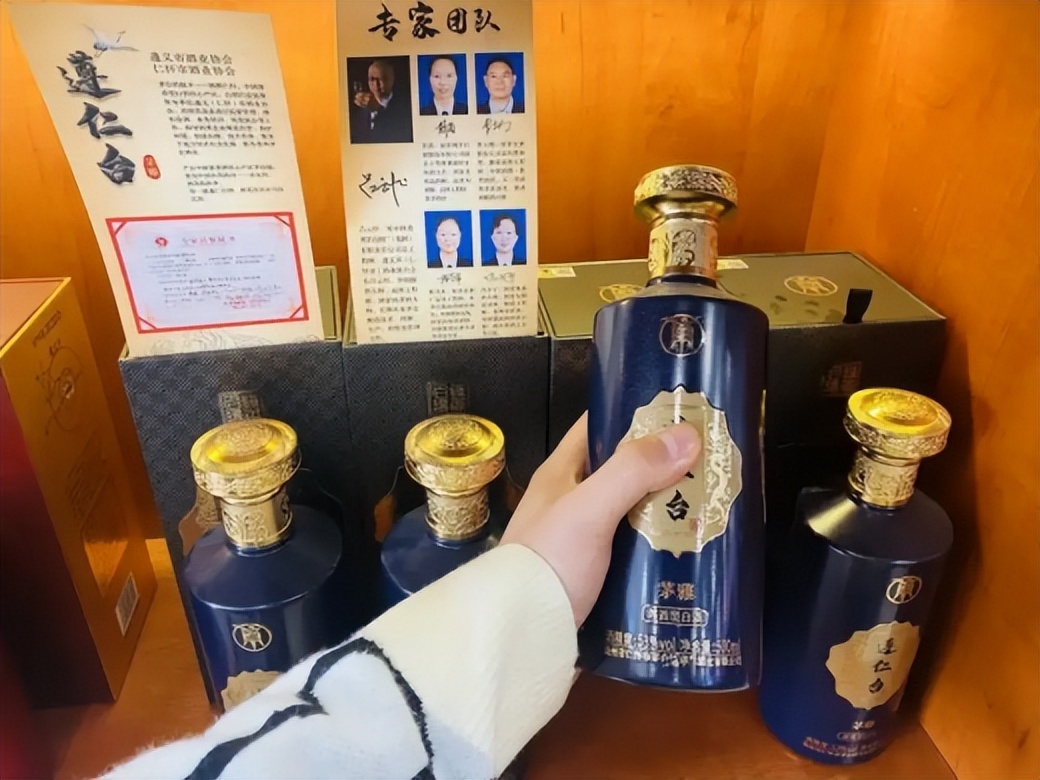 浠婂ぉ鍠濅簡閰掔煡閬撴槑澶╁緢闅惧彈,閰掗噺涓嶈鑰屼笖澶寸柤娆茶