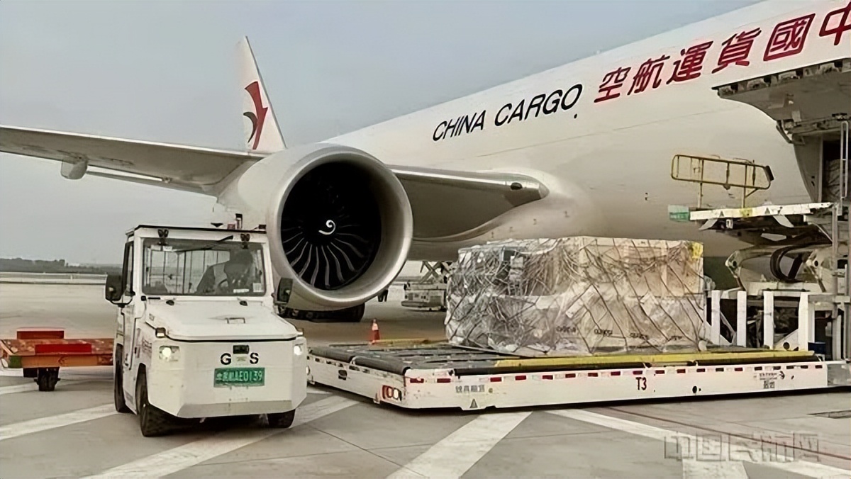 东航mu5273在大兴哪个航站楼登机,东航大兴机场开航