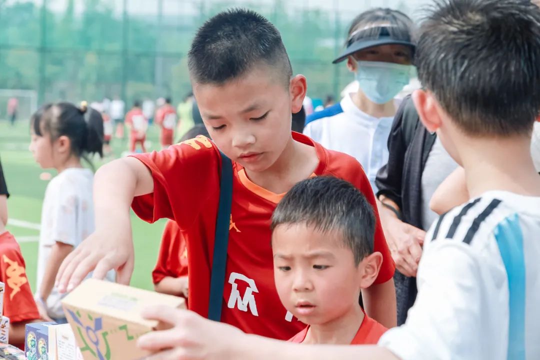 足球嘉年华内容,嘉年华快乐游戏