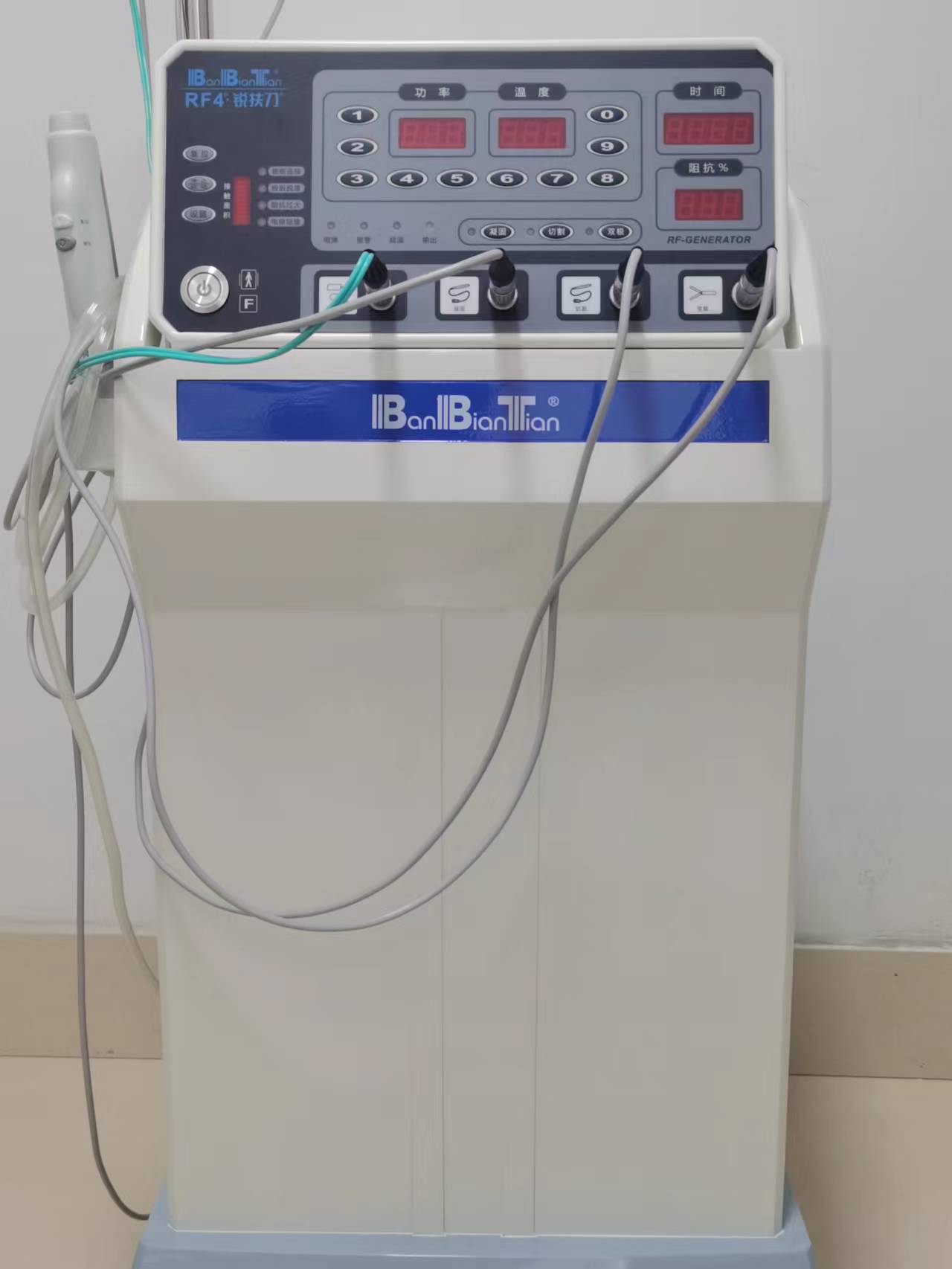 女子21岁就确诊癌前病变，妇科专家说，这种手术治疗越快越好