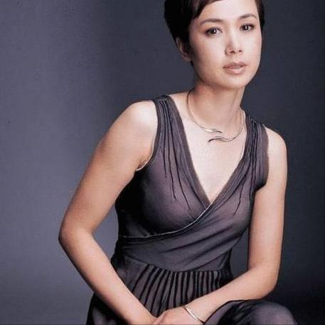 蒋雯丽事件是真实的吗,年轻貌美又风情万种的蒋雯丽