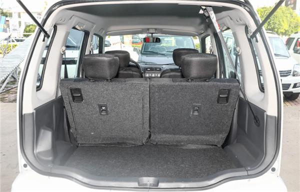 白菜价大空间车型,铃木北斗星真实成交价