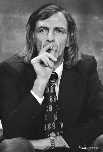 站在巨人的肩膀上看世界,站在巨人的肩膀上才能看更远