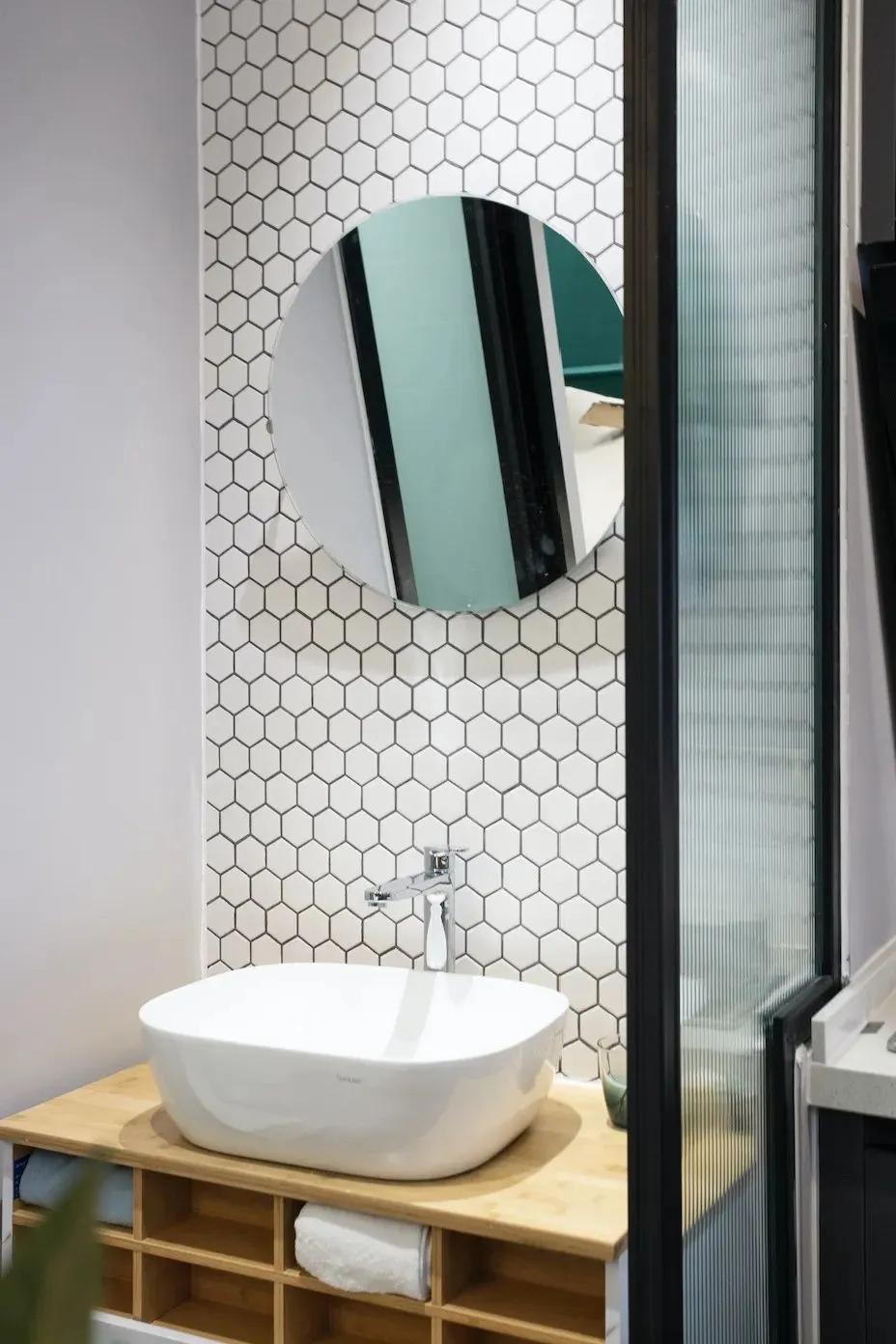 卫生间拆掉浴室柜,用浴室柜拯救你家凌乱的卫生间