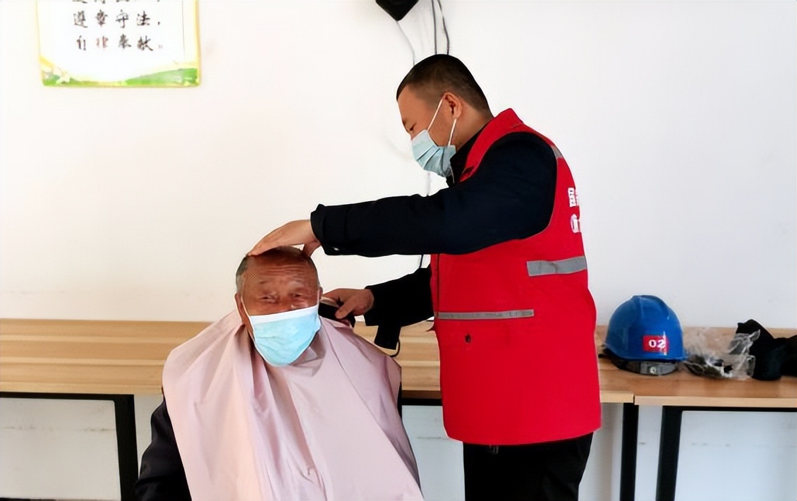 电网公司重阳节慰问离退休干部,电网重阳节