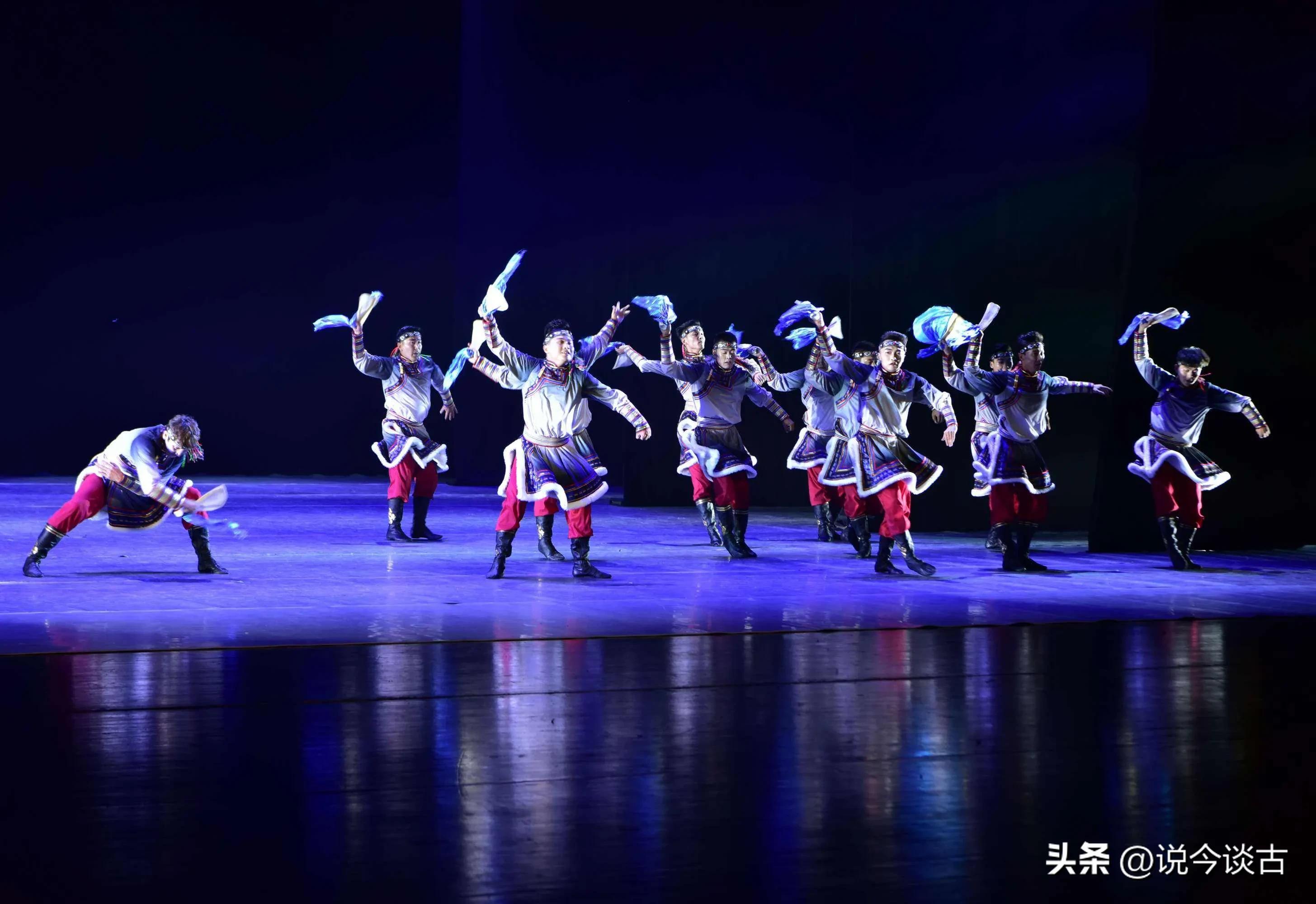 蒙古族的风土人情和民俗文化,大草原上蒙古族风土人情视频