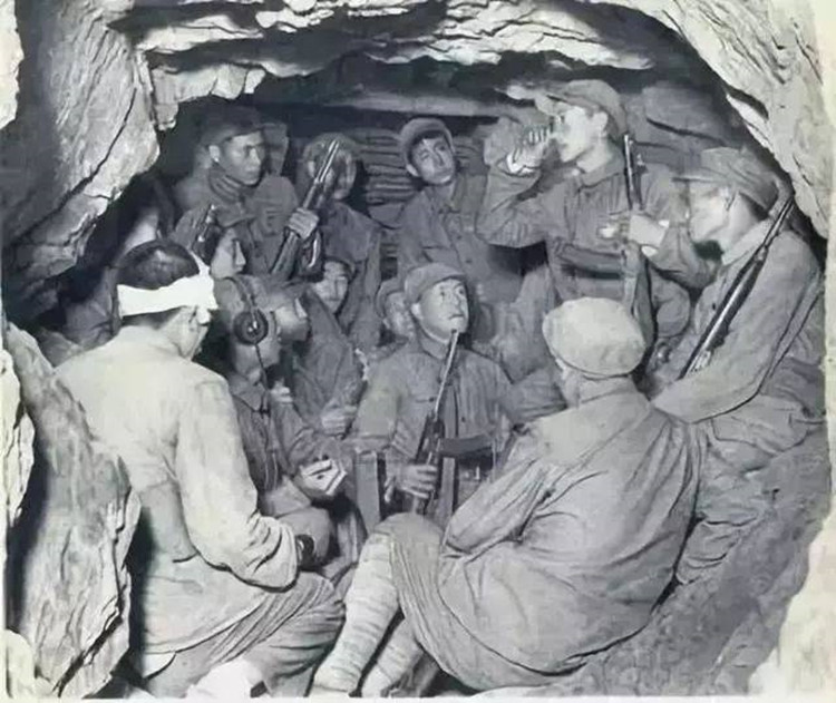 蔡兴海：发明“打空爆”玩法，9人干掉400人，美军以为高科技