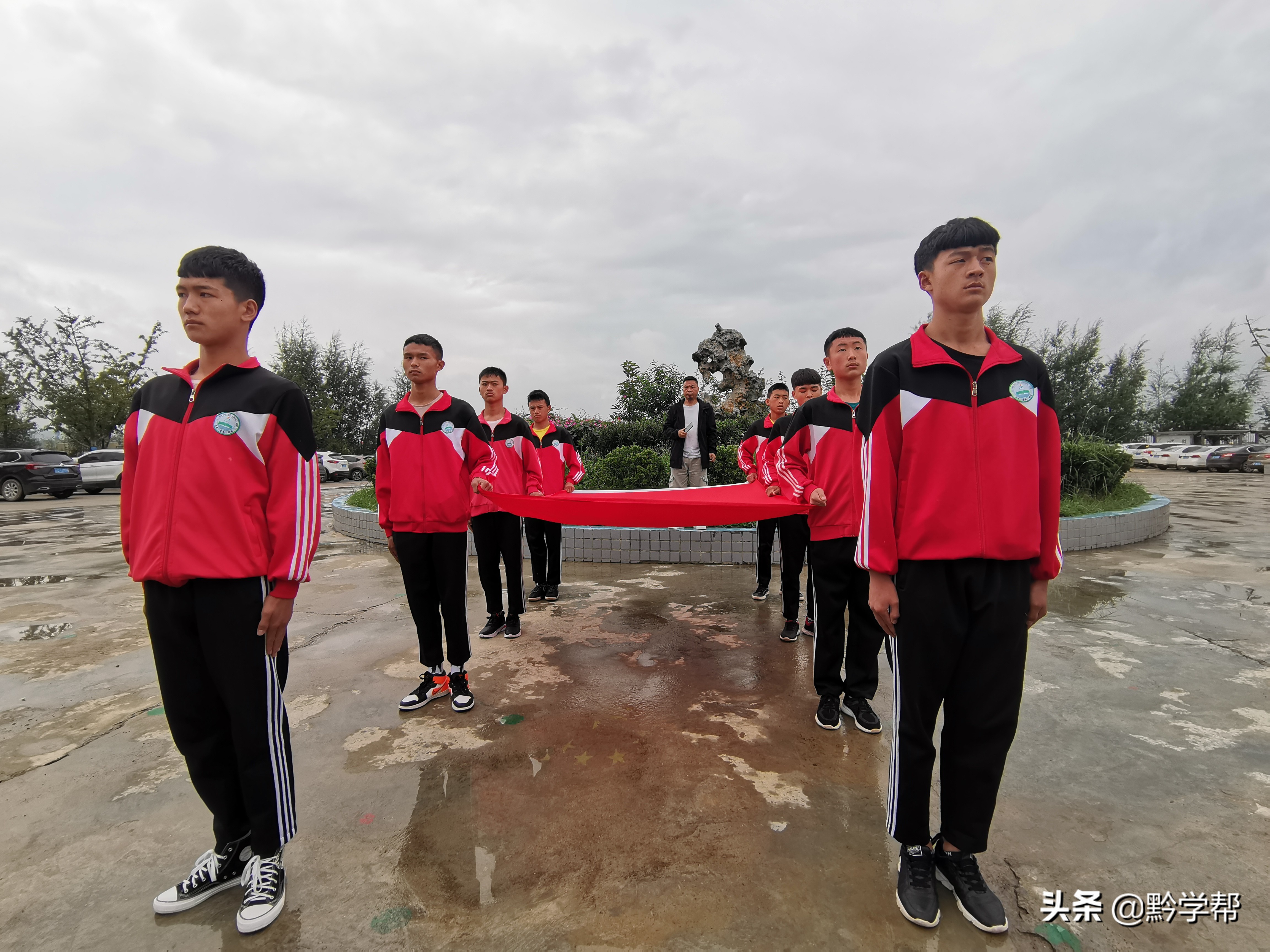 将希望的火种播撒在山间田野——贵阳十八中组团式帮扶威宁县迤那二中的生动实践述评