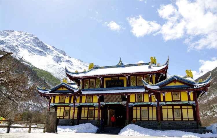 四川九寨沟黄龙风景区视频,四川成都黄龙风景区天气多少度