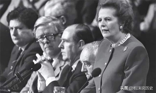 1997年香港回归催泪瞬间,1997年香港回归祖国现场直播视频